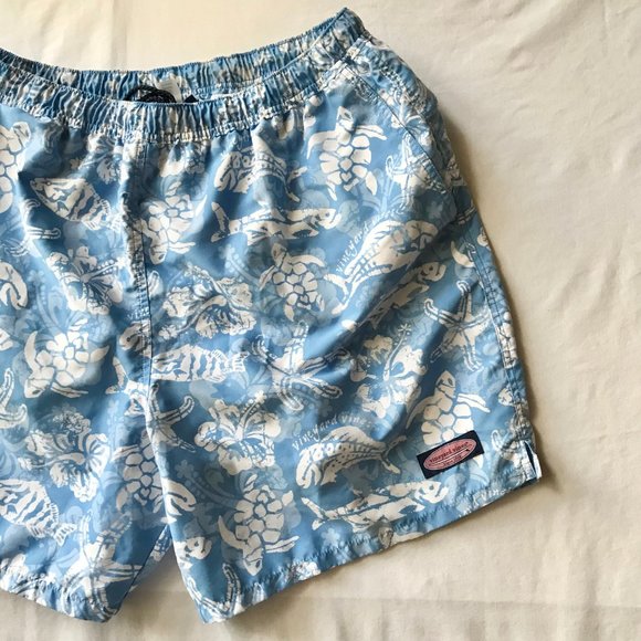 Vineyard Vines Swim Trunks Mens Size XL 18 Blue Bathing Suit Turtle Fish Dolphin - Picture 4 of 16